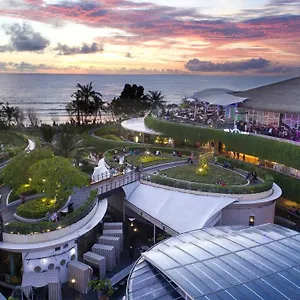 https://yello-kuta-beachwalk-bali.hotelsseminyak.net