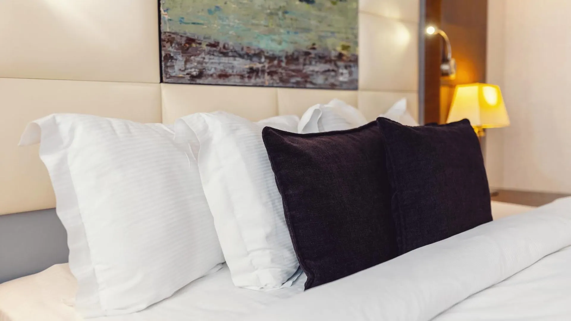 Coste Hotel Tbilisi 4*,